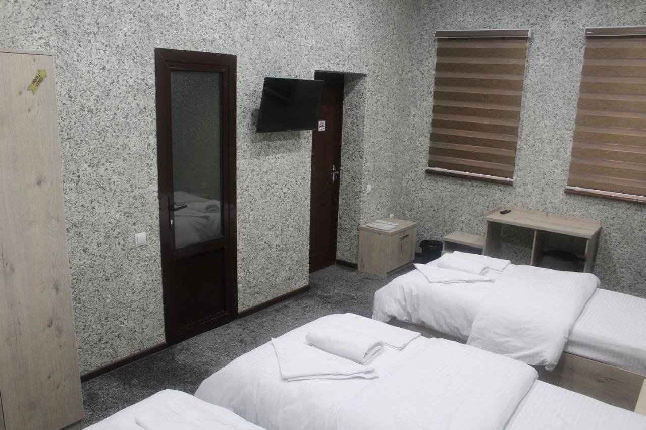 Taxtapul Hotel Tashkent Exterior photo